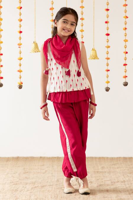 Buy_Risa Dreamworld_Off White Chanderi Embroidery, Lace, Tassels Rasbhari Top And Trouser Set 
