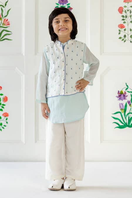 Risa Dreamworld Butti Embroidered Jacket & Pant Set 