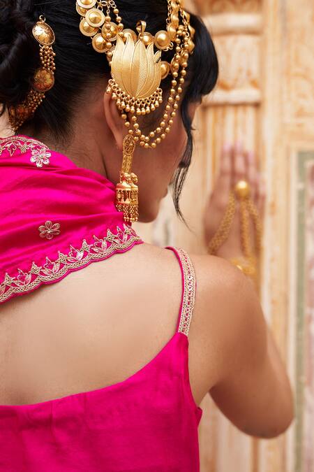 Pink City By Sarika_Pink Chanderi Silk Embroidery, Zari Square Neck Floral Pattern Kurta Sharara Set _Online_at_Aza_Fashions