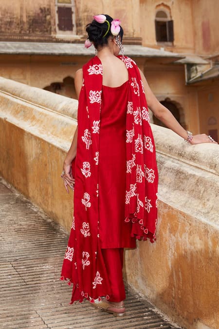 Pink City By Sarika Gulaab Aur Kamal Kurta Pant Set 