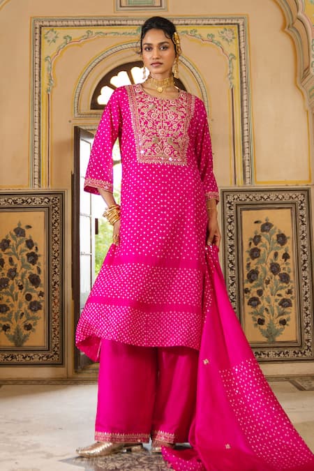 Buy_Pink City By Sarika_Pink Chanderi Silk Embroidery, Mirrors Round Neck Bandhani Pattern Kurta Set _Online_at_Aza_Fashions