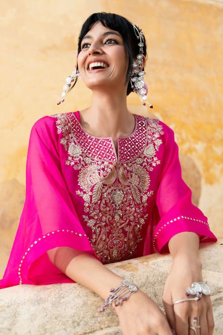 Pink City By Sarika_Pink Silk Embroidery Split V-neck Kaftan Set _Online_at_Aza_Fashions
