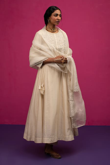 Buy_Pink City By Sarika_Ivory Silk, Silk, Pearls, Embroidery Round Neck Anarkali Set _Online_at_Aza_Fashions