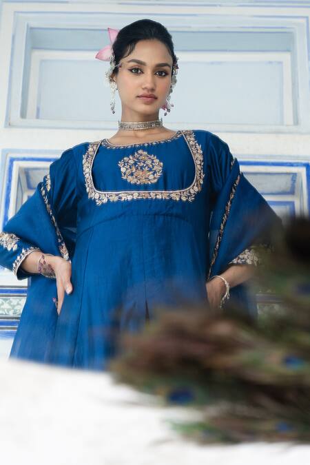 Pink City By Sarika_Blue Chanderi Silk, Organza Embroidery Round Neck Floral Mughal Anarkali Set _Online_at_Aza_Fashions