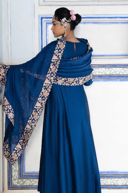 Buy_Pink City By Sarika_Blue Chanderi Silk, Organza Embroidery Round Neck Floral Mughal Anarkali Set 