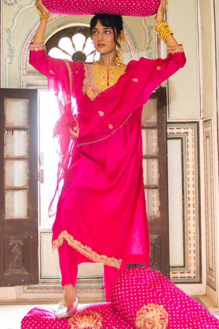 Buy_Pink City By Sarika_Pink Chanderi , , Chanderi, Organza Embroidery, Zari, Kurta Set 