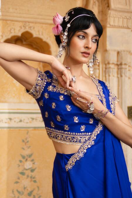 Pink City By Sarika_Blue Silk Embroidery, Zari Square Neck Floral Blouse And Pre-draped Saree Set _Online_at_Aza_Fashions