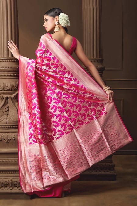 Shop Vishwa By Pinki Sinha Pink Silk Zari Banarasi Saree With Running Blouse Piece at Aza Fashions Shop_Vishwa By Pinki Sinha_Pink Silk Zari Banarasi Saree With Running Blouse Piece _at_Aza_Fashions