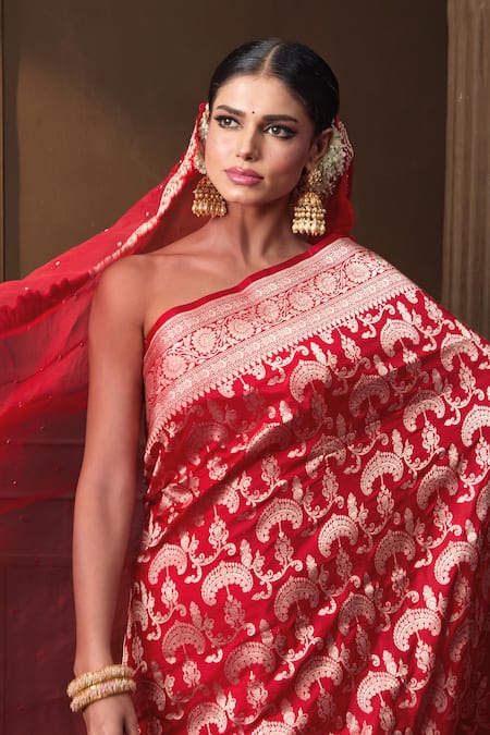 Buy_Vishwa By Pinki Sinha_Red Silk, Brocade, Organza Zari, Embroidery Banarasi Saree With Dupatta Veil _Online_at_Aza_Fashions
