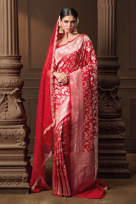 Vishwa By Pinki Sinha Red Hand Embroidered Organza Veil Online at Aza Fashions Vishwa By Pinki Sinha_Red Hand Embroidered Organza Veil _Online_at_Aza_Fashions