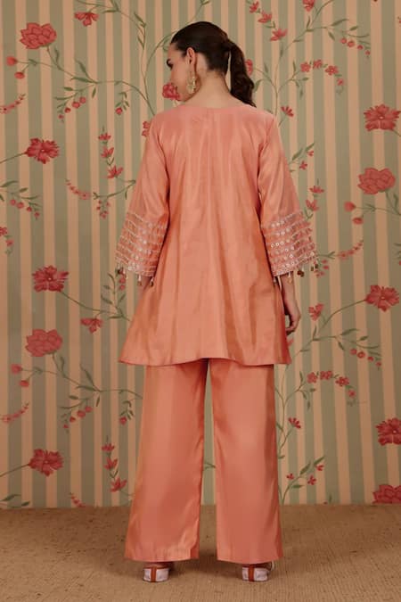 Nitisha Kashyap Official Tassel Sleeve Kurta With Pant 