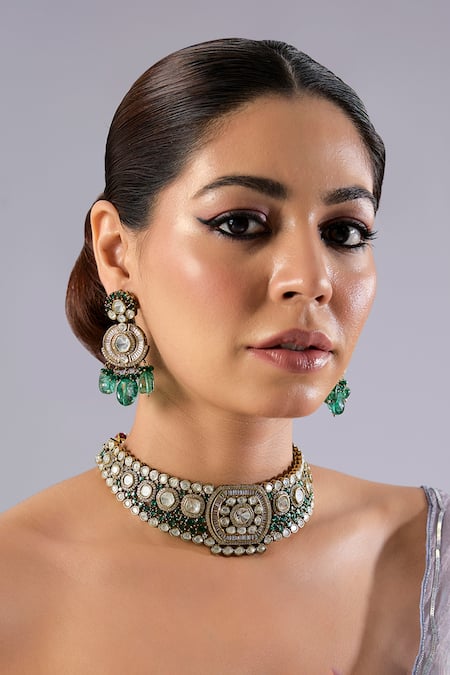 Auraa Trends Gold Plated Stones, Beads Kundan Polki And Emerald Necklace Set 