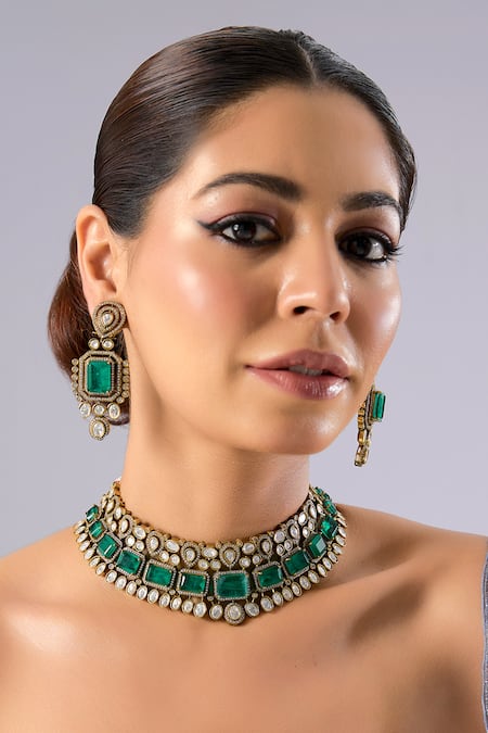 Auraa Trends Green Gemstones Kundan Polki And Onyx Necklace Set 