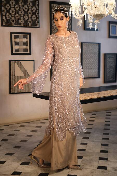 Esha L Amin_Beige Net, Crepe Embroidery, Sequins Keyhole Neck Kurta _Online_at_Aza_Fashions
