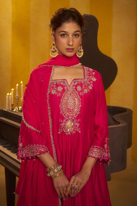 Hirika & Dhruti Pink Silk, Organza Embroidery, Stones, Tikki Zardosi Kalli Kurta And Dhoti Set at Aza Fashions Hirika & Dhruti_Pink Silk, Organza Embroidery, Stones, Tikki Zardosi Kalli Kurta And Dhoti Set _at_Aza_Fashions