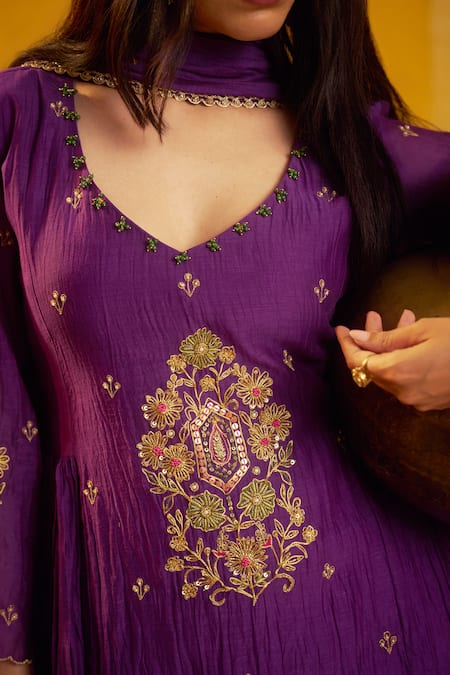 Buy_Hirika & Dhruti_Purple Chanderi Embroidery, Sequins, Marodi Work Kurta Pant And Dupatta Set 