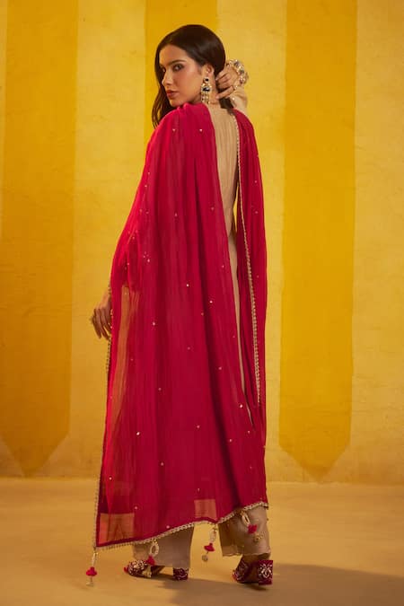 Hirika & Dhruti Marodi Work Kurta, Tikki Chitta Pant & Dupatta 