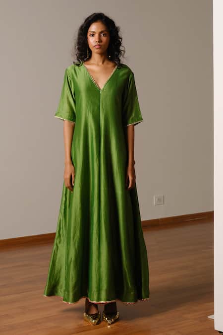 Kharakapas Green Chanderi Silk Gota Patti V-neck Panna Jumpsuit Online at Aza Fashions Kharakapas_Green Chanderi Silk Gota Patti V-neck Panna Jumpsuit _Online_at_Aza_Fashions