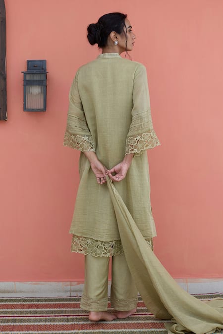 Banera Chanderi Embroidered Kurta Pant Dupatta Set 