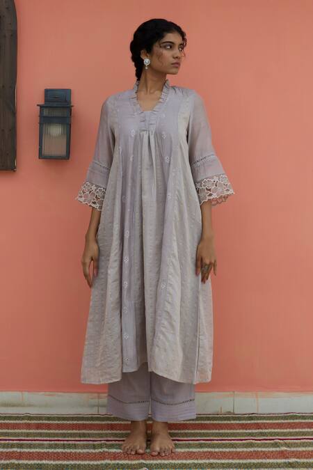 Banera_Gray Chanderi Embroidery, Lace, Zari V-neck Striper Kurta Set _at_Aza_Fashions