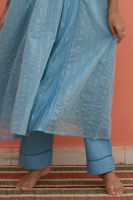 Banera_Blue Chanderi Embroidery, Zari, Lace Split V-neck Striper Kurta Set _at_Aza_Fashions
