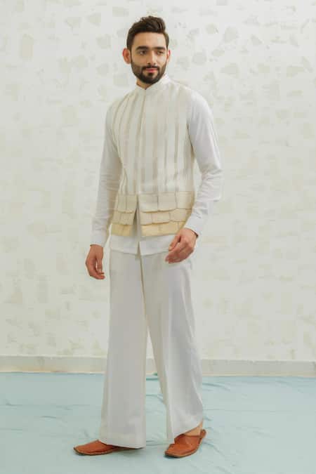 Buy_Runit Gupta_Beige Chanderi Silk Embroidery Multiflap Bundi _Online_at_Aza_Fashions