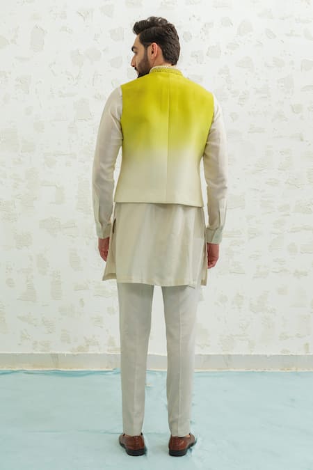 Shop Runit Gupta Green Chanderi , Vegan Embroidery Ombre Latkan Bundi Set at Aza Fashions Shop_Runit Gupta_Green Chanderi , Vegan Embroidery Ombre Latkan Bundi Set _at_Aza_Fashions