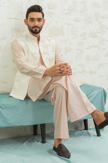 Shop_Runit Gupta_Ivory Chanderi Silk Embroidery Multi Arch Bundi _Online_at_Aza_Fashions