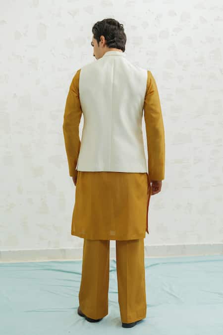 Shop Runit Gupta Ivory Chanderi Silk Embroidery Dusty Contour Bundi at Aza Fashions Shop_Runit Gupta_Ivory Chanderi Silk Embroidery Dusty Contour Bundi _at_Aza_Fashions