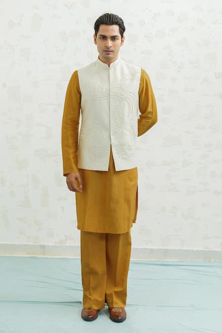 Shop Runit Gupta Ivory Chanderi Silk Embroidery Dusty Contour Bundi Online at Aza Fashions Shop_Runit Gupta_Ivory Chanderi Silk Embroidery Dusty Contour Bundi _Online_at_Aza_Fashions