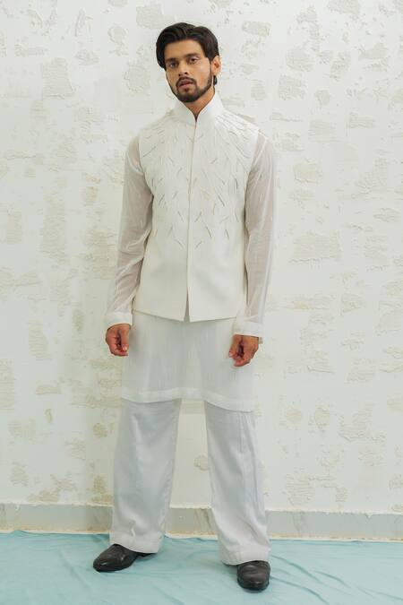 Buy Runit Gupta Ivory Chanderi Silk Embroidery Thunder Bundi Online at Aza Fashions Buy_Runit Gupta_Ivory Chanderi Silk Embroidery Thunder Bundi _Online_at_Aza_Fashions