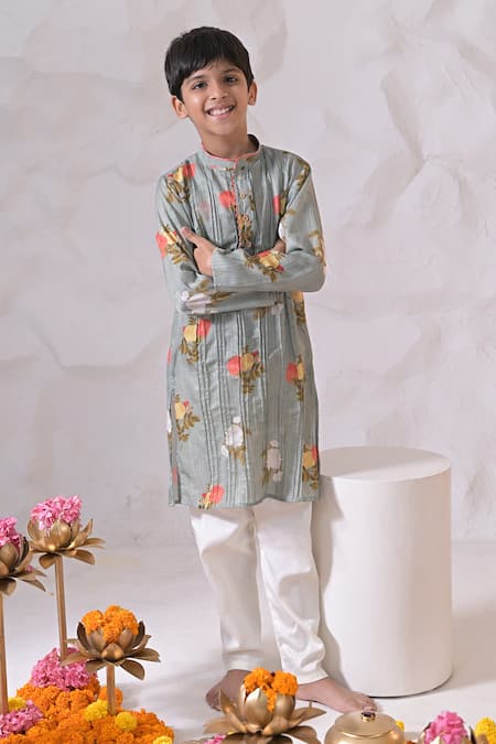The Plum Bum Pintuck Floral Kurta & Pyjama Set 