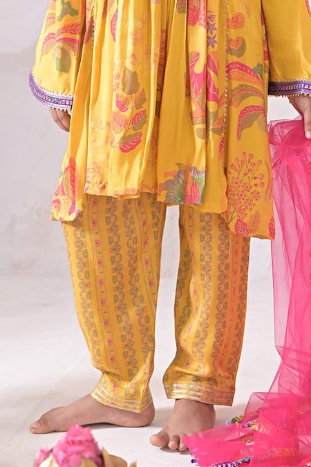 The Plum Bum_Yellow Satin, Linen, Chiffon Embroidery, Floral Pleated Kurta Set With Dupatta _Online_at_Aza_Fashions