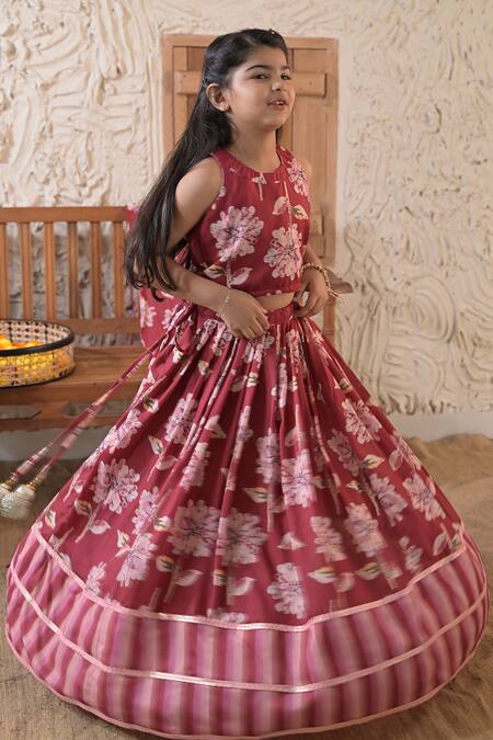 The Plum Bum_Maroon Cotton Floral Pattern Halter Blouse Lehenga Set _Online_at_Aza_Fashions