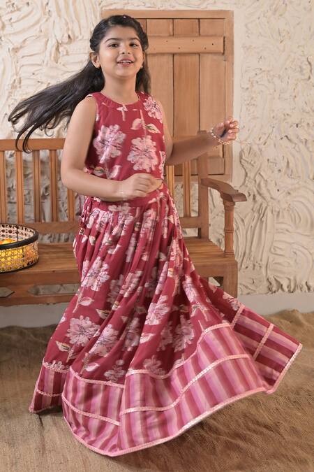 Buy_The Plum Bum_Maroon Cotton Floral Pattern Halter Blouse Lehenga Set _Online_at_Aza_Fashions