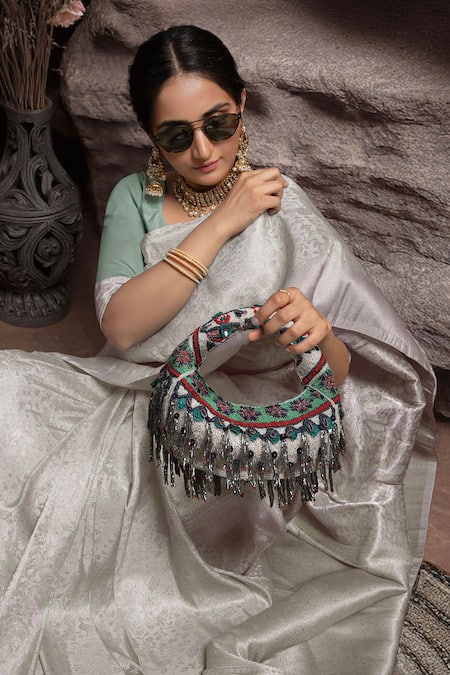 Versuhz Midnight Cascade 
 Midnight Cascade Beaded Floral Fringe Bag 