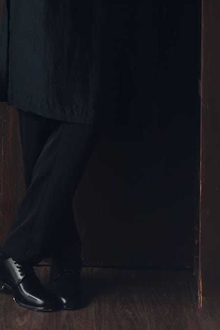 Twenty Nine Black Silk Mirrors Sequined Kurta And Pant Set Online at Aza Fashions Twenty Nine_Black Silk Mirrors Sequined Kurta And Pant Set _Online_at_Aza_Fashions