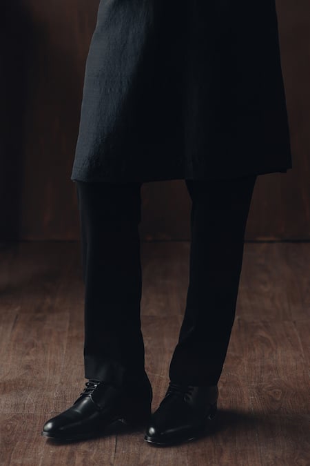 Twenty Nine Black Crepe Classic Straight Stretch Pant Online at Aza Fashions Twenty Nine_Black Crepe Classic Straight Stretch Pant _Online_at_Aza_Fashions