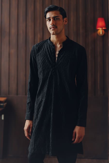 Twenty Nine Black Silk Embroidery Resham Kurta Set at Aza Fashions Twenty Nine_Black Silk Embroidery Resham Kurta Set _at_Aza_Fashions