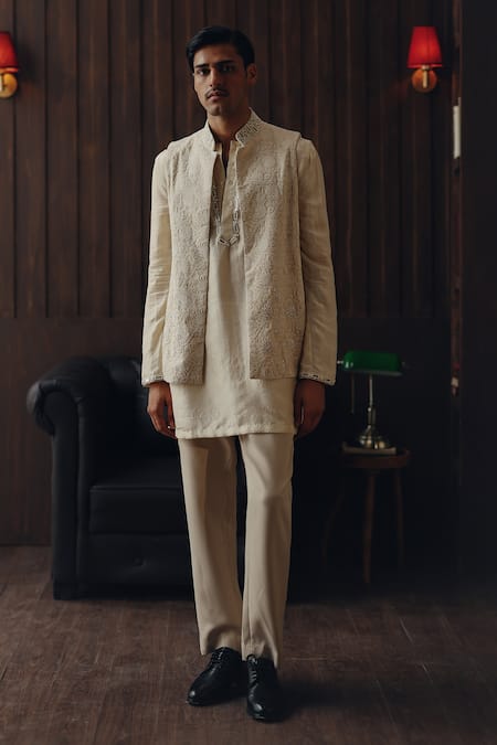 Twenty Nine Monga Silk Mirrorwork Bundi & Kurta Set 