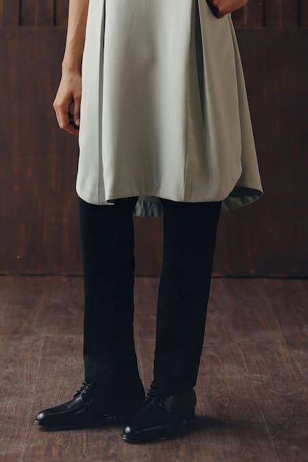 Twenty Nine Black Crepe Stretch Straight Pant Online at Aza Fashions Twenty Nine_Black Crepe Stretch Straight Pant _Online_at_Aza_Fashions