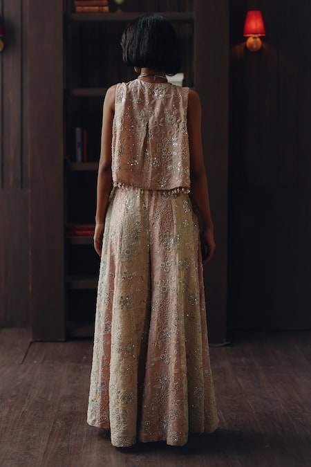 Shop Twenty Nine Ivory Tissue Mirrors Bandeau Neck Work at Aza Fashions Shop_Twenty Nine_Ivory Tissue Mirrors Bandeau Neck Work _at_Aza_Fashions