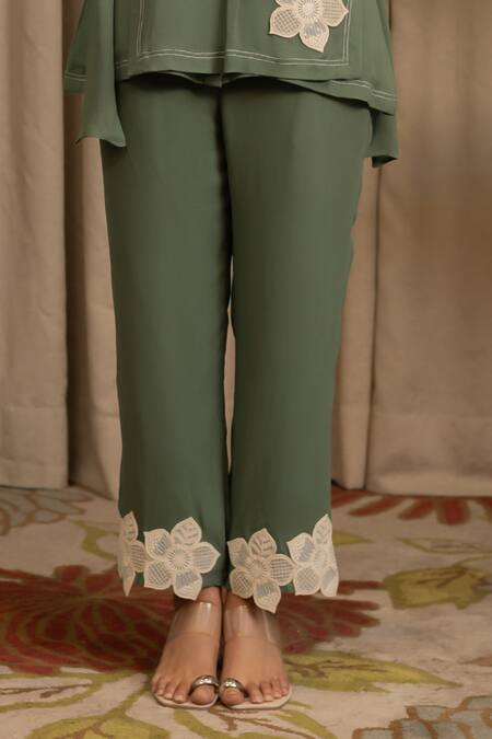 Vanshika Agarwal Label_Green Georgette Applique Collared Lancet Floral Shirt And Pant Set _Online_at_Aza_Fashions