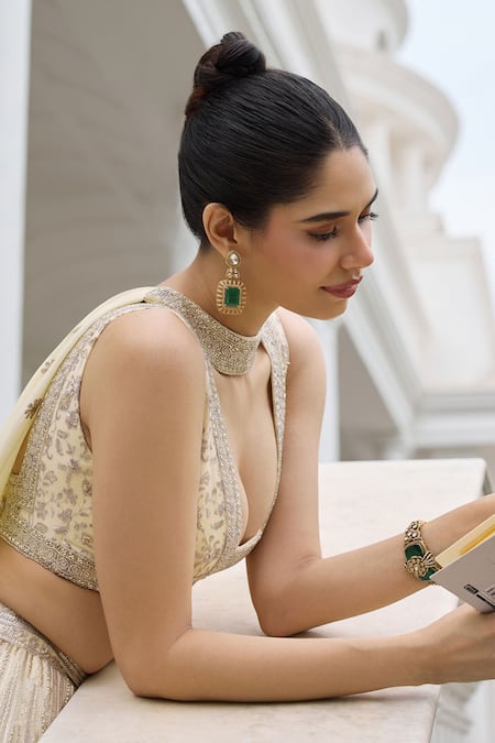 Amaara Jewels_Gold Plated Stones Elan Embellished Choker Set _Online_at_Aza_Fashions