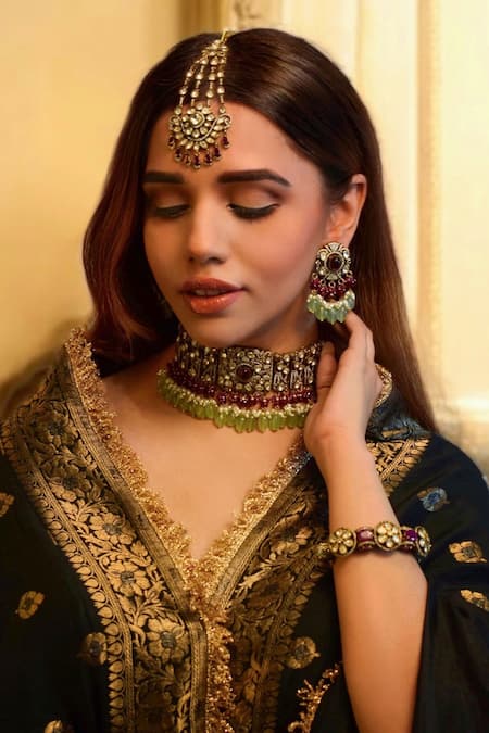 Shop Amaara Jewels Gold Plated Stones, Pearls Noor Gulzar Ruby Necklace Set at Aza Fashions Shop_Amaara Jewels_Gold Plated Stones, Pearls Noor Gulzar Ruby Necklace Set _at_Aza_Fashions