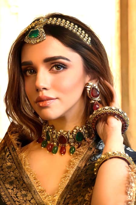 Amaara Jewels Blooming Court Necklace Set 