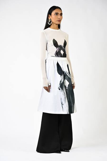 Huemn White Net, Lycra Round Neck Sculpted Gloved Horse Print Top Online at Aza Fashions Huemn_White Net, Lycra Round Neck Sculpted Gloved Horse Print Top _Online_at_Aza_Fashions
