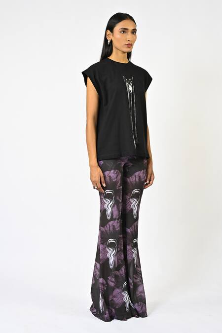 Huemn Black Cotton, Jersey Embroidery, Beads, Tassels Round Fringed Hand Canine Top Online at Aza Fashions Huemn_Black Cotton, Jersey Embroidery, Beads, Tassels Round Fringed Hand Canine Top _Online_at_Aza_Fashions