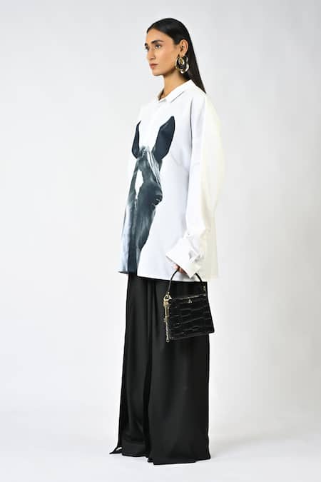Shop Huemn White Cotton Collared Horse Print Shirt at Aza Fashions Shop_Huemn_White Cotton Collared Horse Print Shirt _at_Aza_Fashions