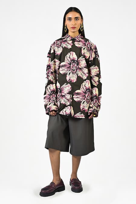 Huemn Green Cotton Collared Canine Print Oversized Shirt Online at Aza Fashions Huemn_Green Cotton Collared Canine Print Oversized Shirt _Online_at_Aza_Fashions